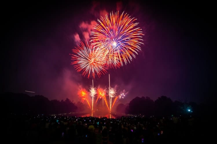 viajes nochevieja fin de año fuegos artificiales